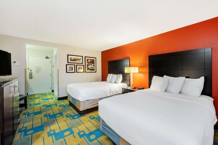 Room 31 of 50