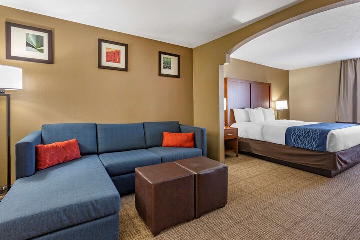 Room 25 of 44