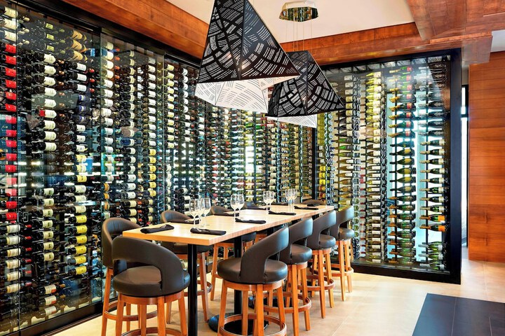 Four Points by Sheraton Kelowna Airport