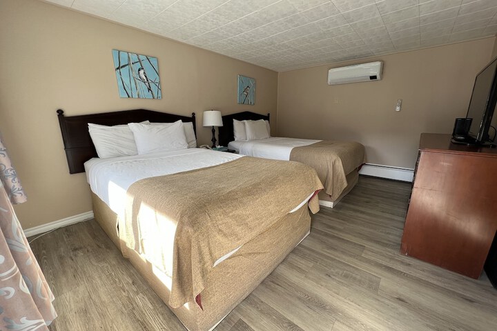 Room 116 of 153