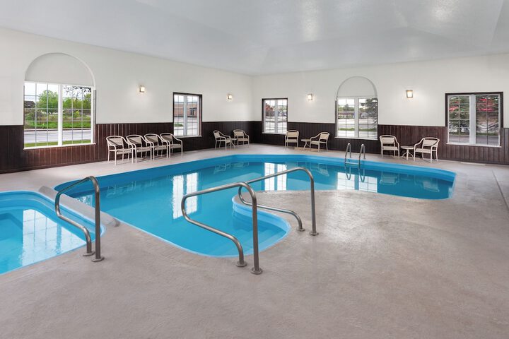 Pool 9 of 64