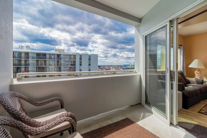 Watsons Regency Suites