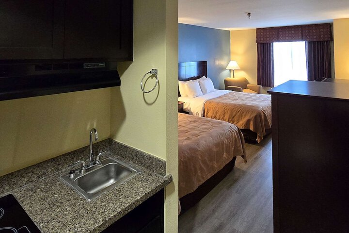Room 33 of 54