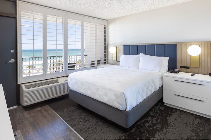 Holiday Inn Resort Panama City Beach by IHG