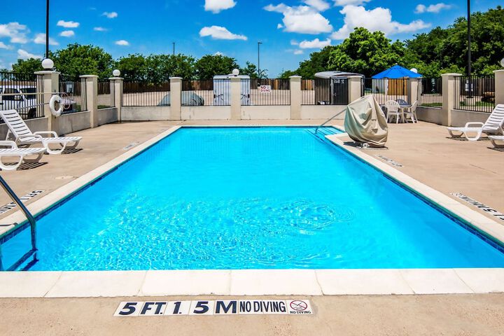 Pool 7 of 32