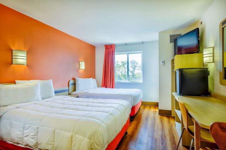 Room 18 of 21