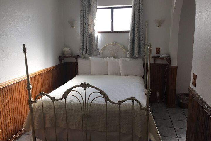 Room 55 of 162