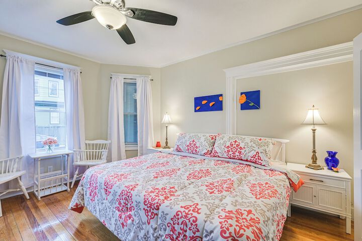 Medford Apartment Rental 5 Mi to Downtown Boston