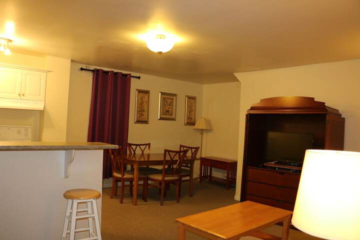 Room 25 of 36