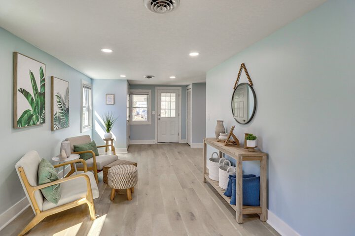 Bayfront Maryland Retreat w / Deck Near Beaches!