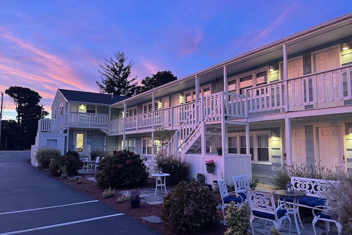The Escape Inn