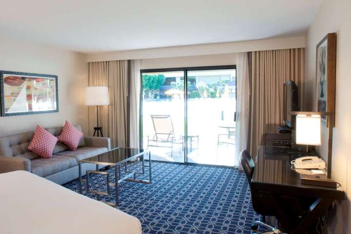 Hilton Palm Springs Resort