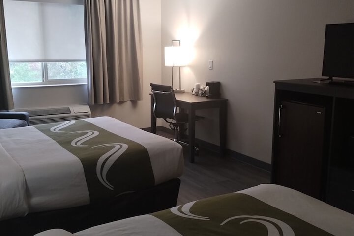 Room 68 of 127
