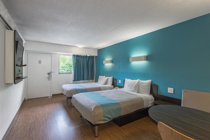 Room 21 of 25