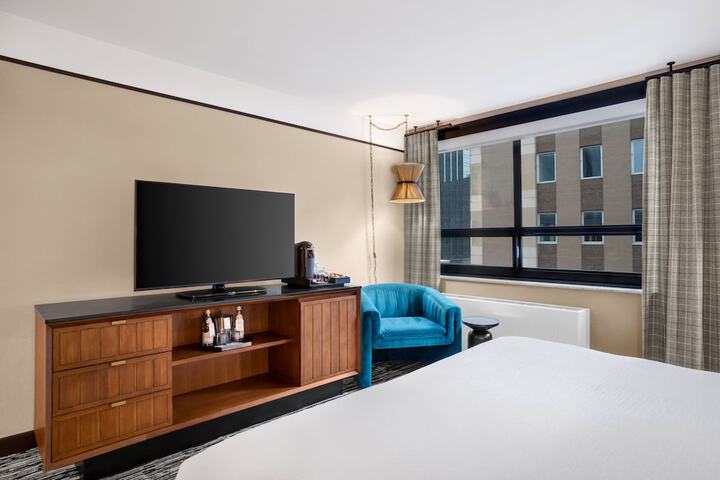 Room 100 of 138