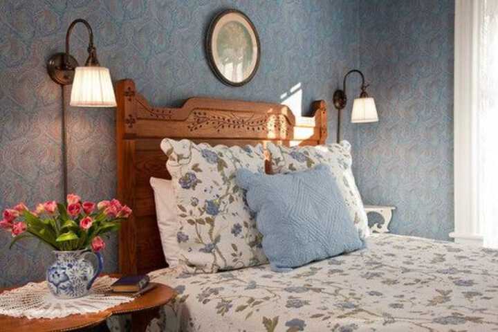 Brook Farm Inn