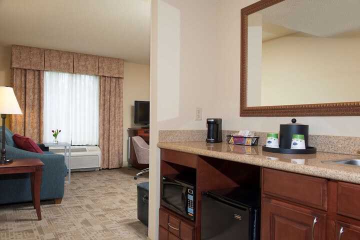Room 12 of 42