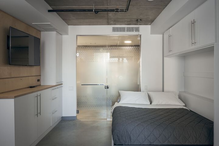 Room 63 of 91