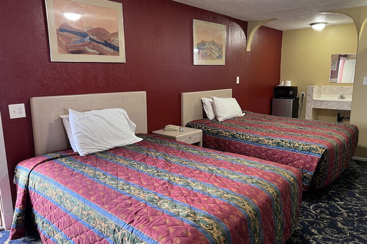 Room 7 of 14