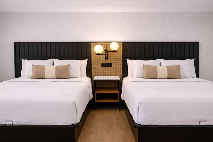 Merry Acres Inn