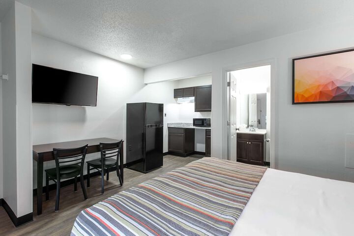 Room 36 of 38