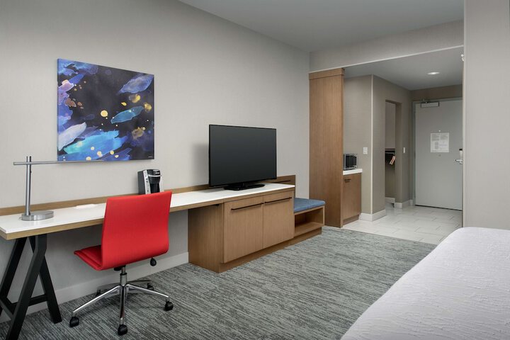 Room 18 of 42