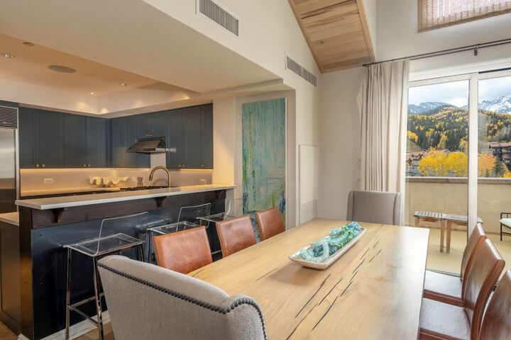 Madeline Hotel & Residences Auberge Collection