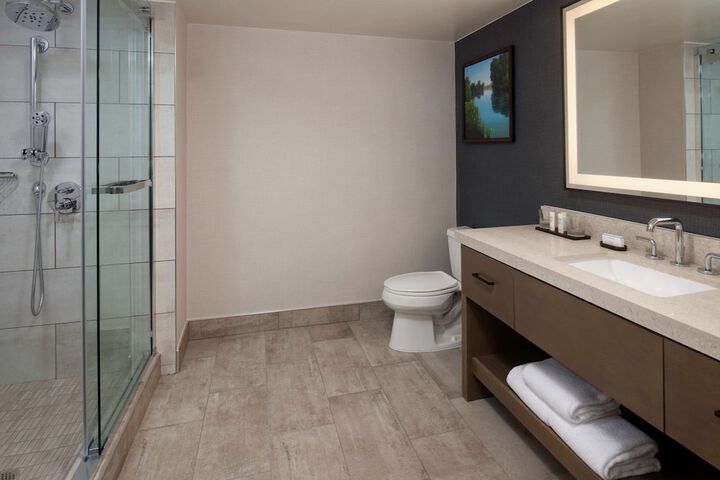 Room 45 of 108