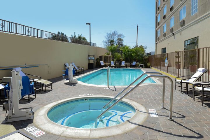 Pool 4 of 59