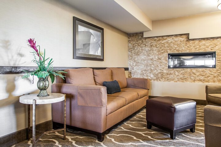 Hotel Interior 10 of 59