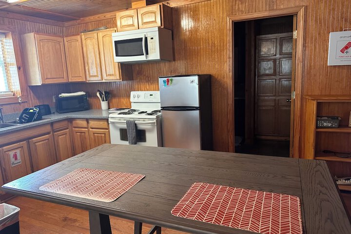 Red Leaf Cottages