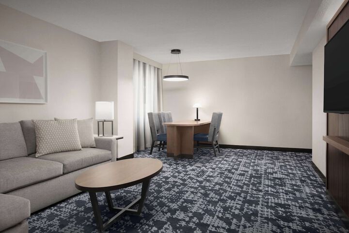 Room 21 of 53