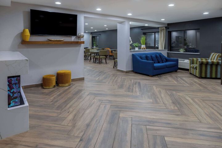 Days Inn by Wyndham Pleasant Prairie Kenosha