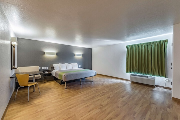 Room 26 of 30