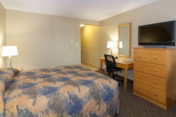 Room 13 of 34
