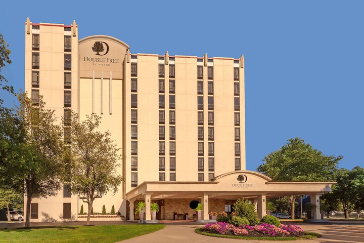 Hotel 2 of 57