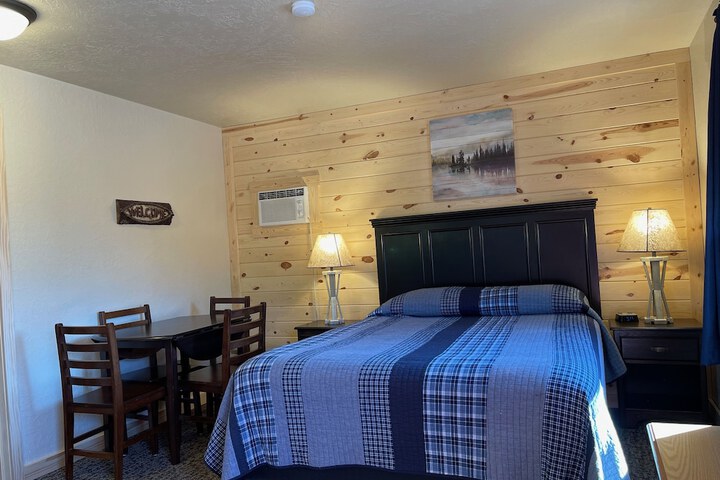 Mountain View Lodge & Cabins