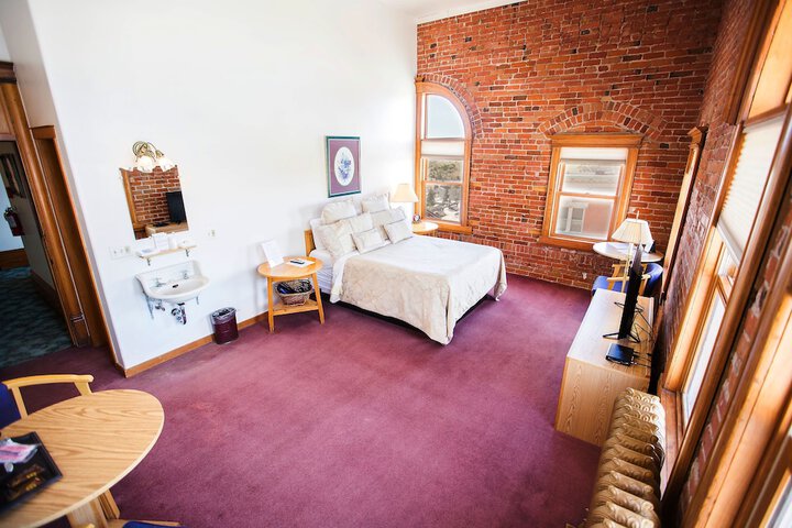 Room 87 of 110
