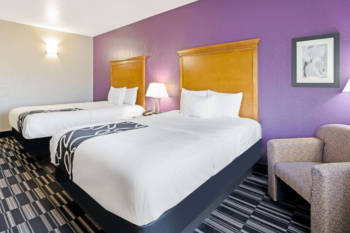 La Quinta Inn & Suites by Wyndham Ada