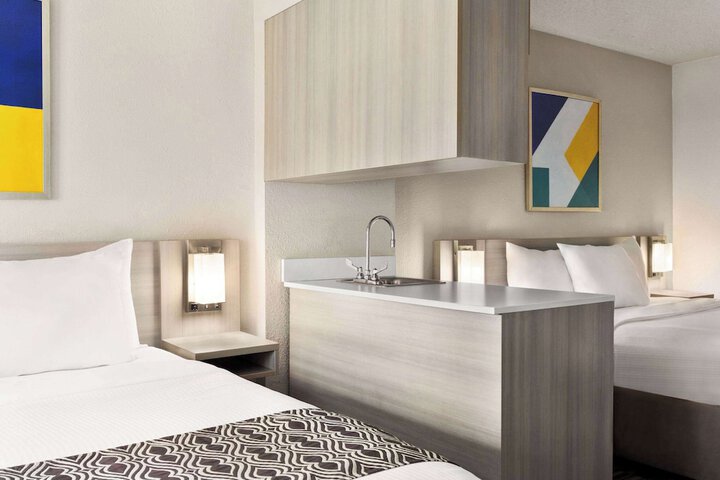 Microtel Inn & Suites by Wyndham Florence / Cincinnati Airport
