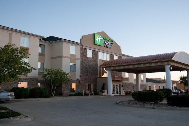 Hotel 3 of 27