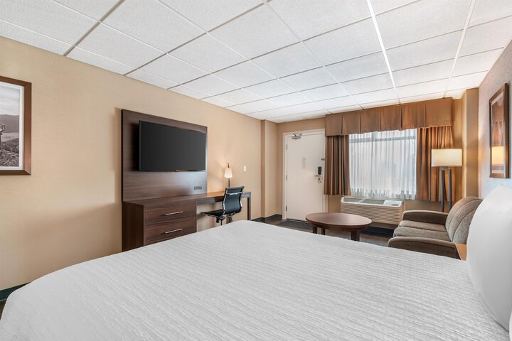Best Western Plus Mission City Lodge