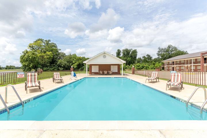 Pool 3 of 15
