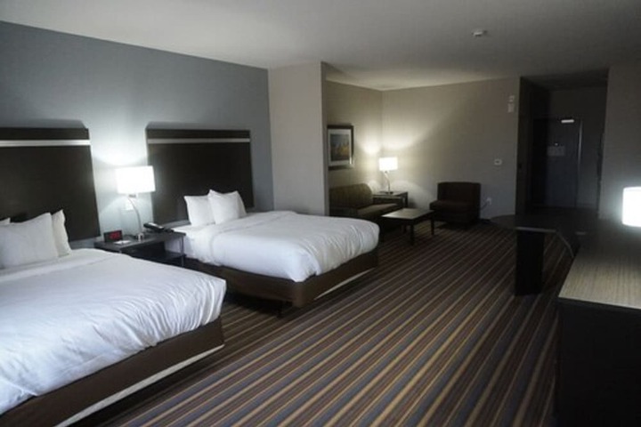Room 17 of 29