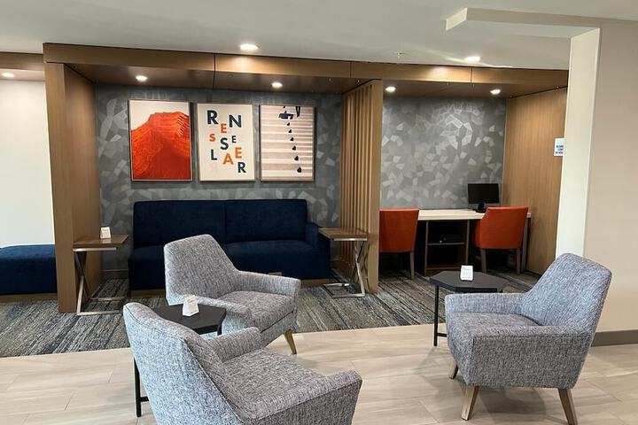 Holiday Inn Express Rensselaer by IHG
