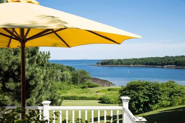 Strawberry Hill Seaside Inn