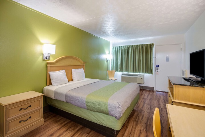 Motel 6 Parkersburg WV