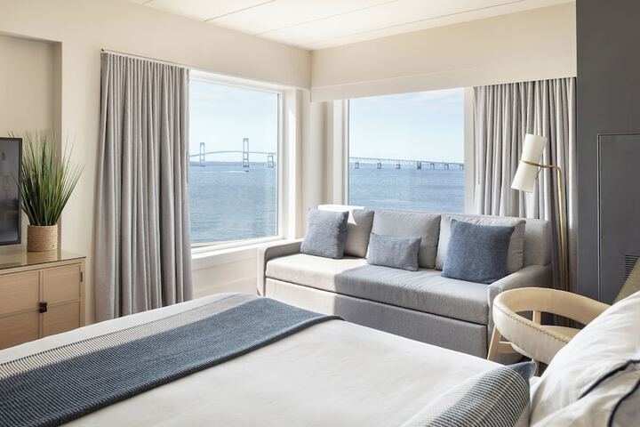 Newport Harbor Island Resort