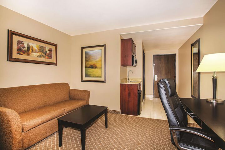 La Quinta Inn & Suites by Wyndham Ely
