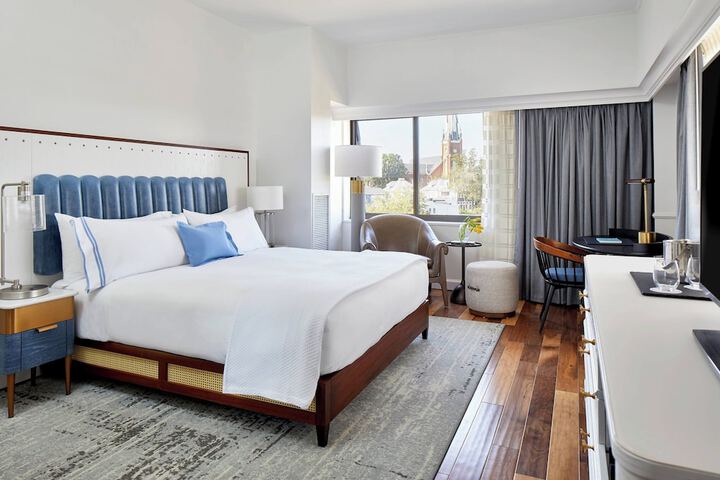 Annapolis Waterfront Hotel Autograph Collection